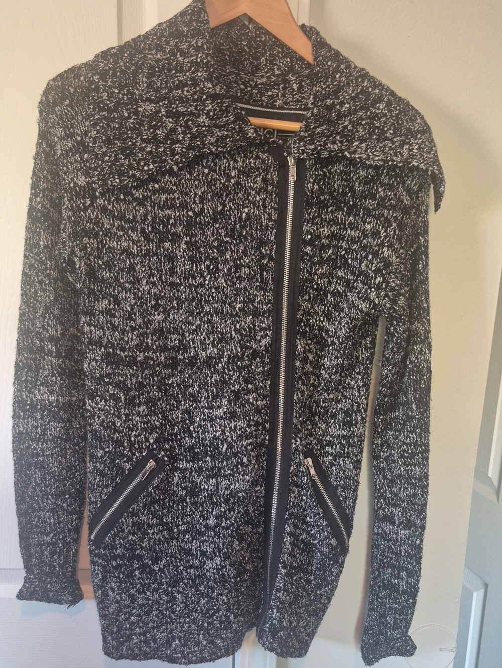 Black & White Marled Knit Zip-Front Women's Coat